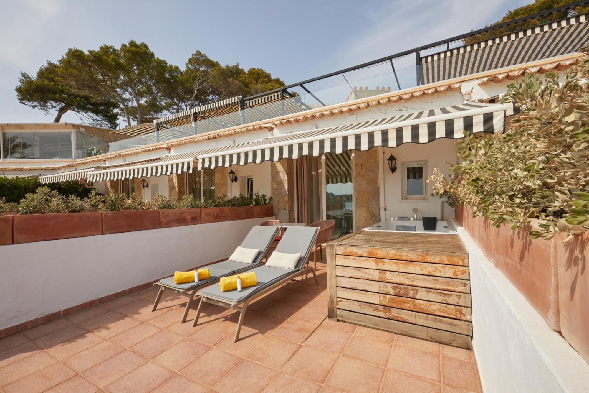 Secrets Mallorca Villamil Resort & Spa - Adults Only ปาเกรา ภายนอก รูปภาพ Terrace of a suite
