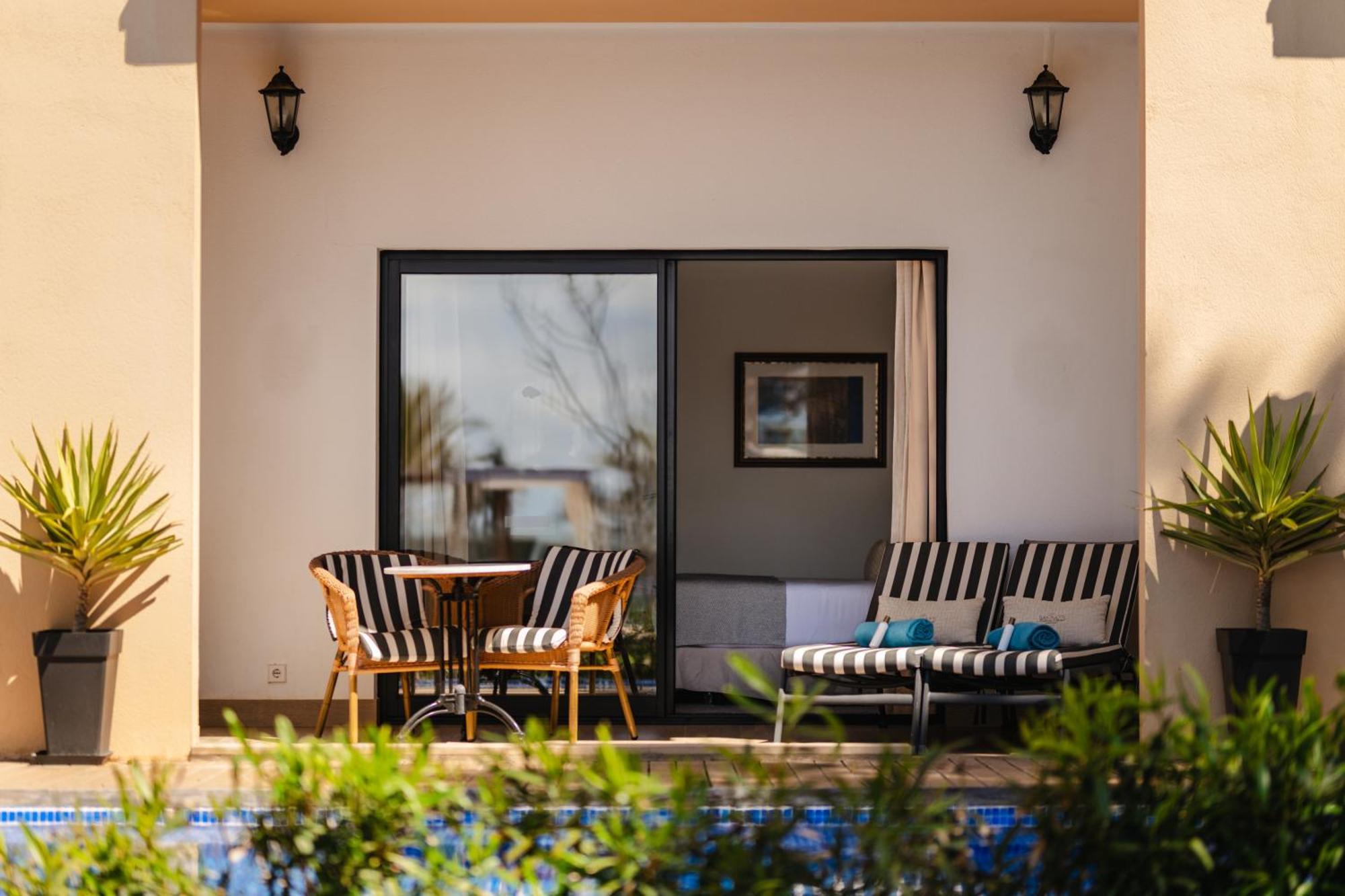Secrets Mallorca Villamil Resort & Spa - Adults Only ปาเกรา ภายนอก รูปภาพ A sliding door