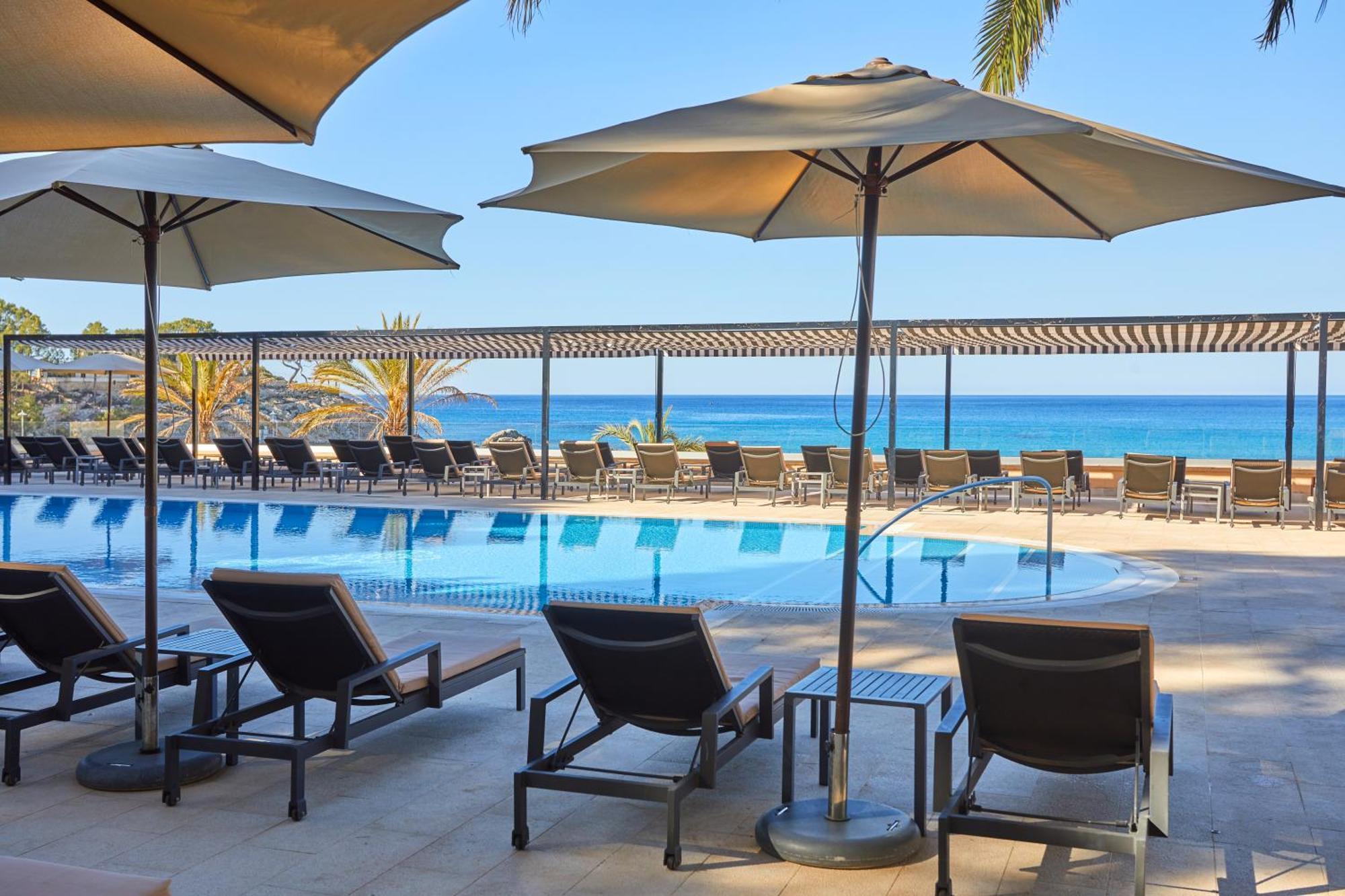 Secrets Mallorca Villamil Resort & Spa - Adults Only ปาเกรา ภายนอก รูปภาพ Pool at the Sheraton Tel Aviv