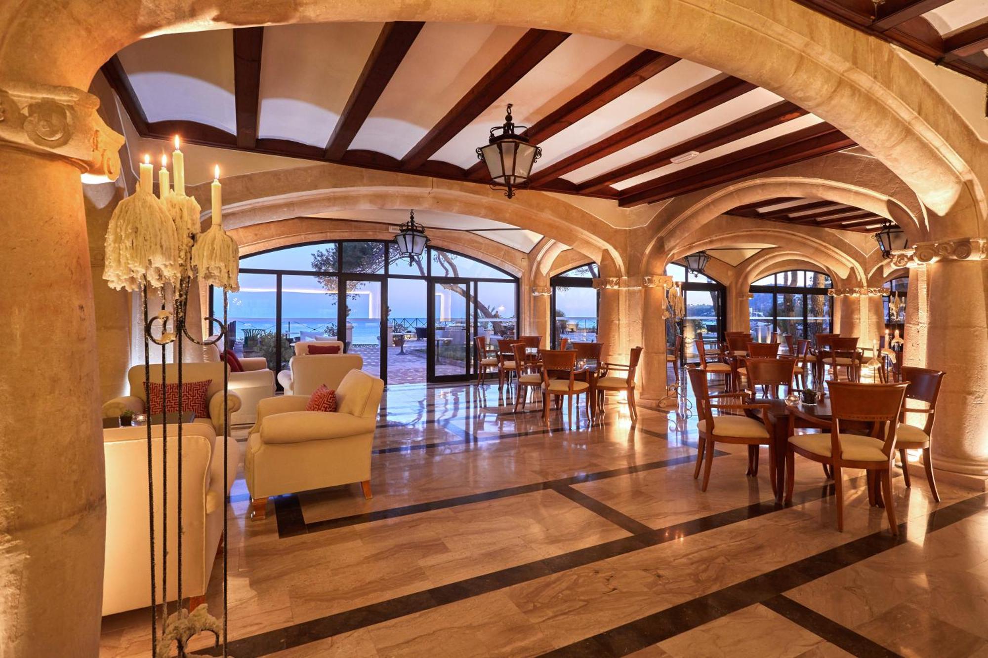 Secrets Mallorca Villamil Resort & Spa - Adults Only ปาเกรา ภายนอก รูปภาพ Interior of the hotel