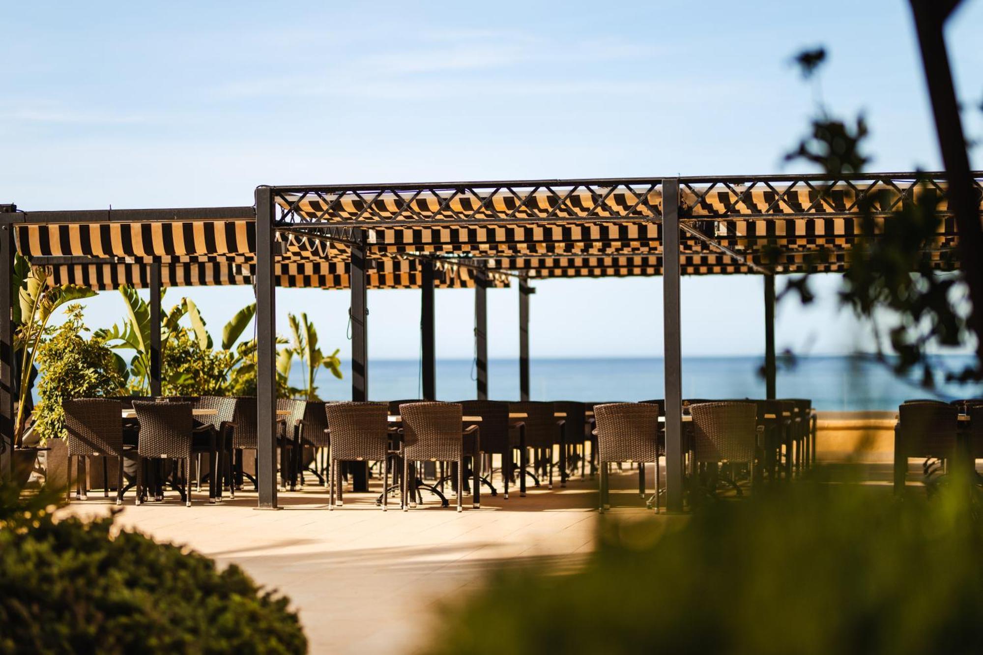 Secrets Mallorca Villamil Resort & Spa - Adults Only ปาเกรา ภายนอก รูปภาพ The Beach Club