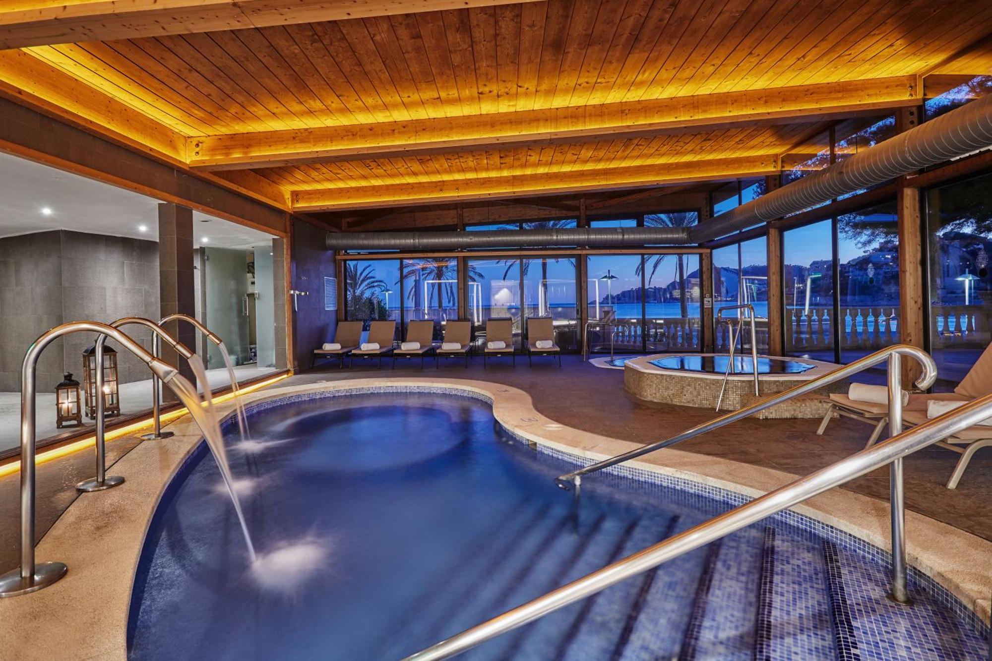 Secrets Mallorca Villamil Resort & Spa - Adults Only ปาเกรา ภายนอก รูปภาพ The Spa at The Westin