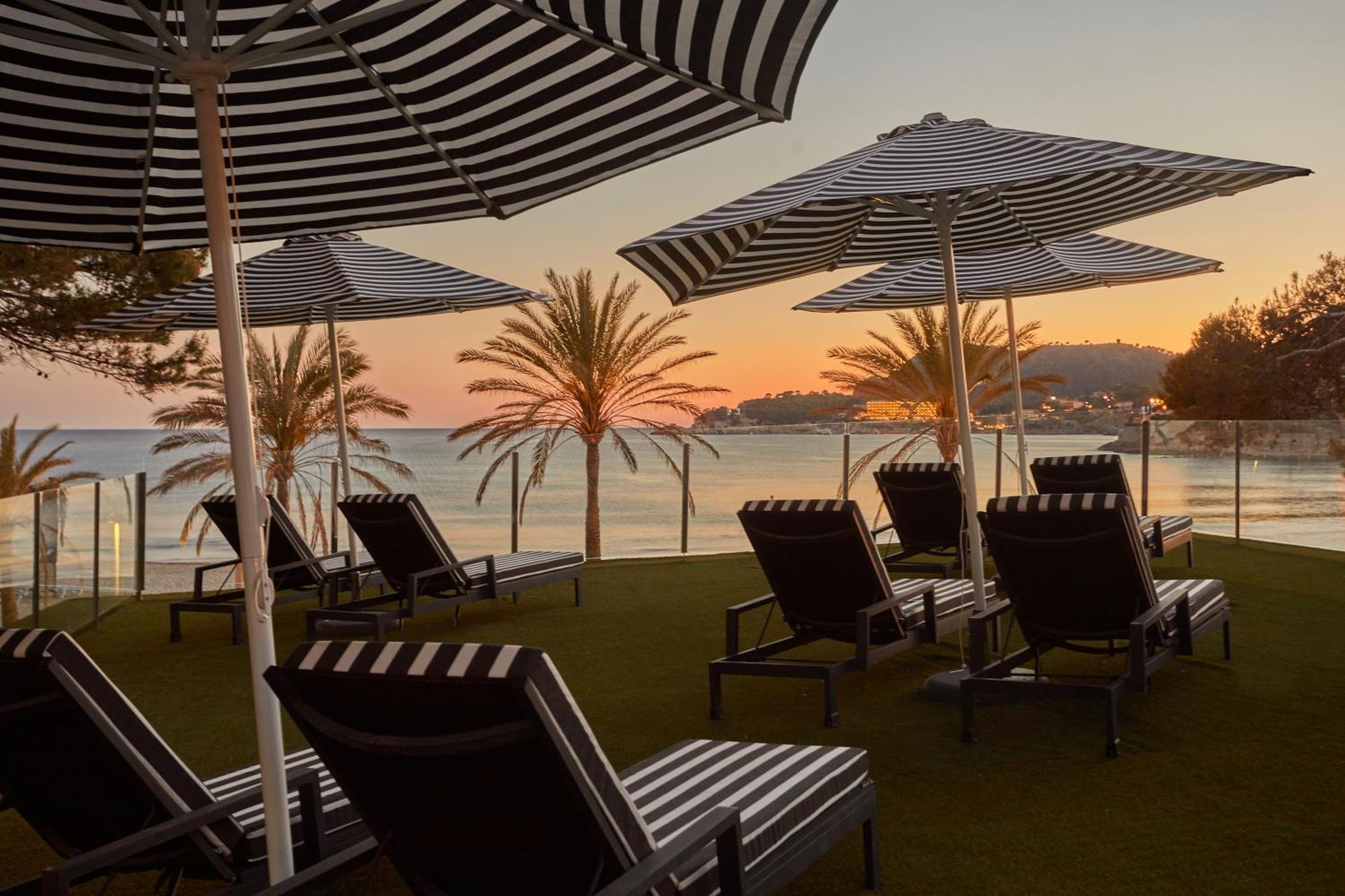 Secrets Mallorca Villamil Resort & Spa - Adults Only ปาเกรา ภายนอก รูปภาพ Sunset at the beach